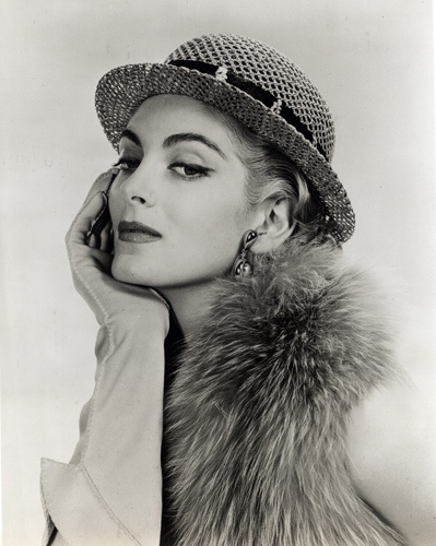 1954 photo of Carmen Dell Orefice