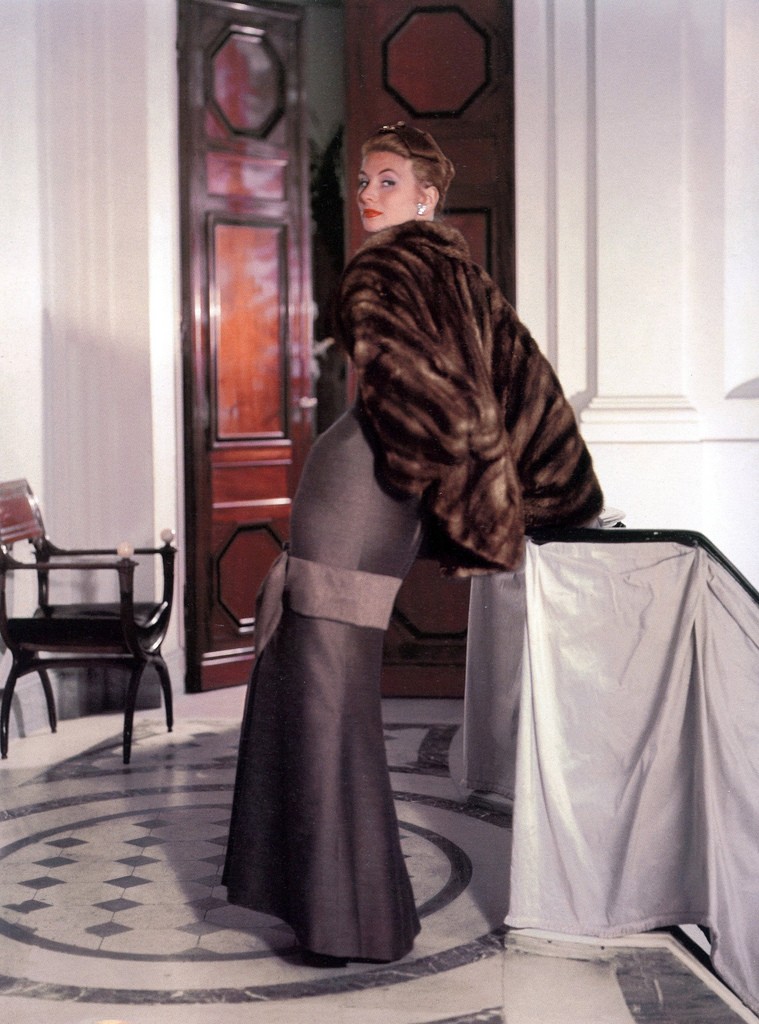 Suzy Parker in Christian Dior, Vogue, October 15, 1953