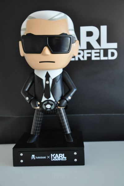 An earlier Karl pop version