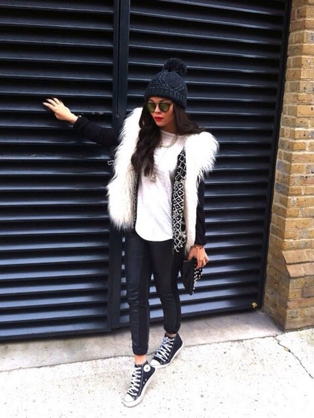 Vintage fur - longhair vest paired with skinny jeans/leggings