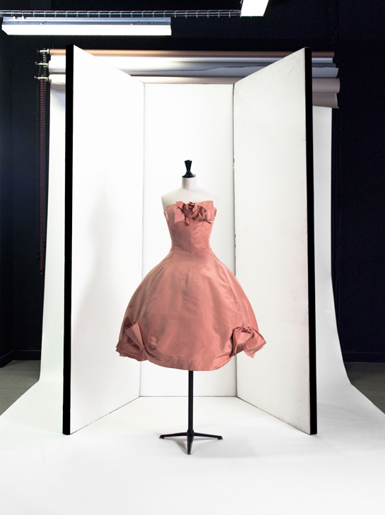 Aurore dress, 1958, Christian Dior by Yves Saint Laurent - Les années 50 : La mode en France, 1947-1957 