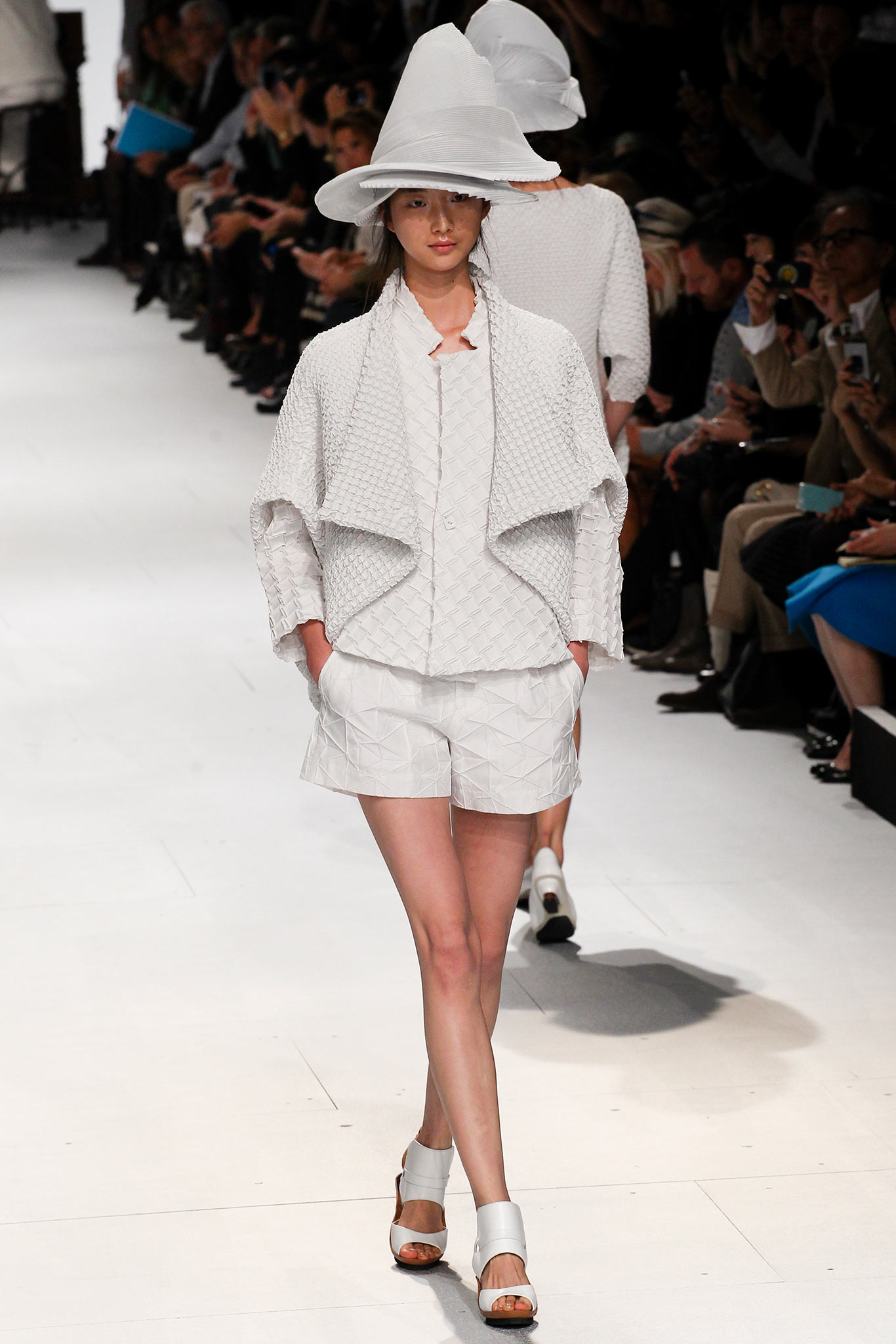 Issey Miyake - Spring-Summer 2015