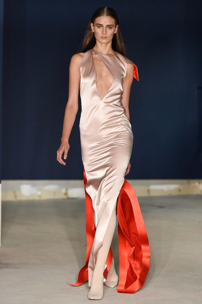 Thomas Tait - London Fashion Week Spring-Summer 2015