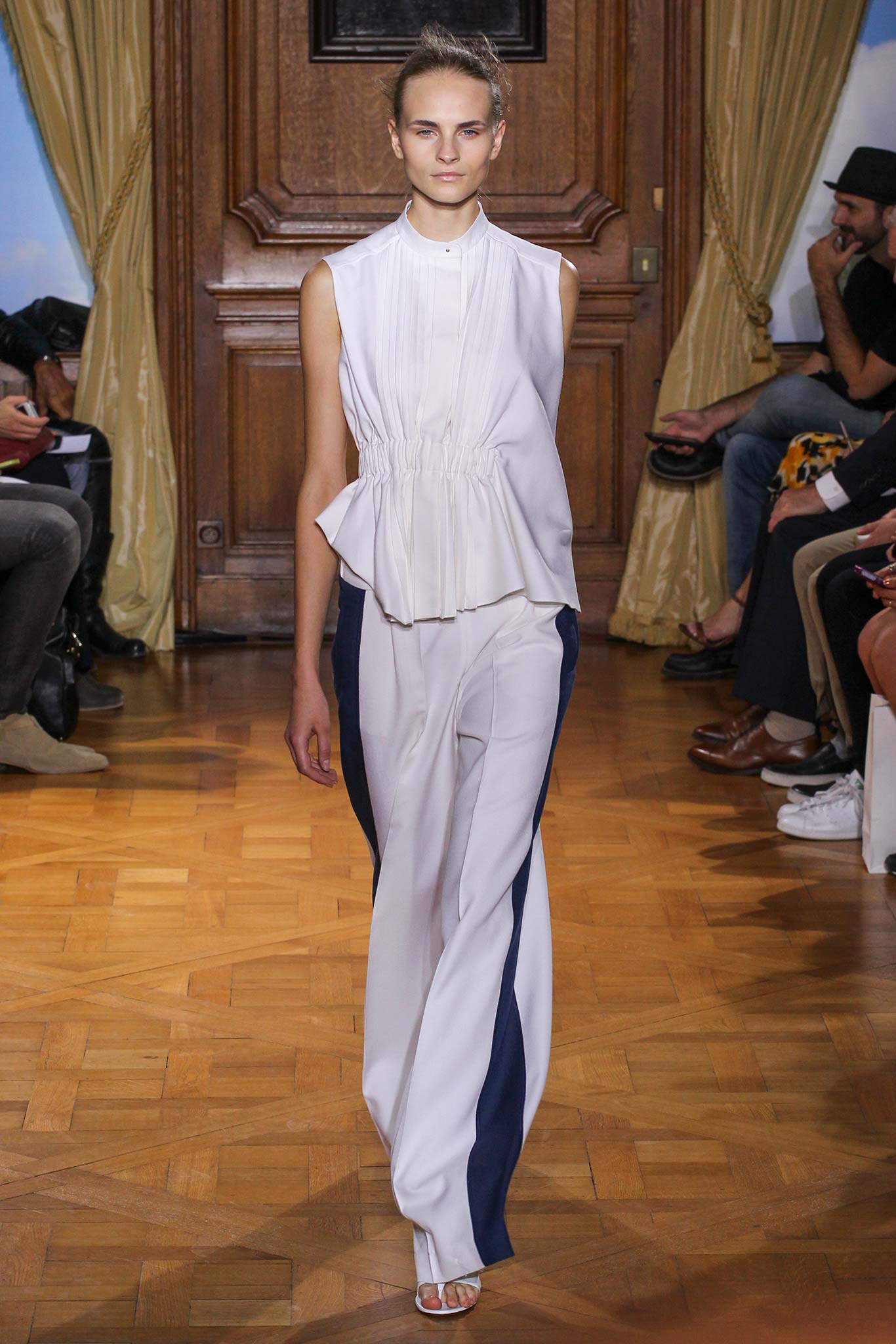 Viktor & Rolf - Paris Fashion Week Spring-Summer 2015