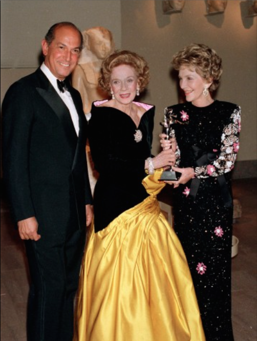 Oscar de la Renta and Nancy Reagan presents philanthropist Brooke Astor with an award from the Council of Fashion Designers of America at New York's Metropolitan Museum of Art. 