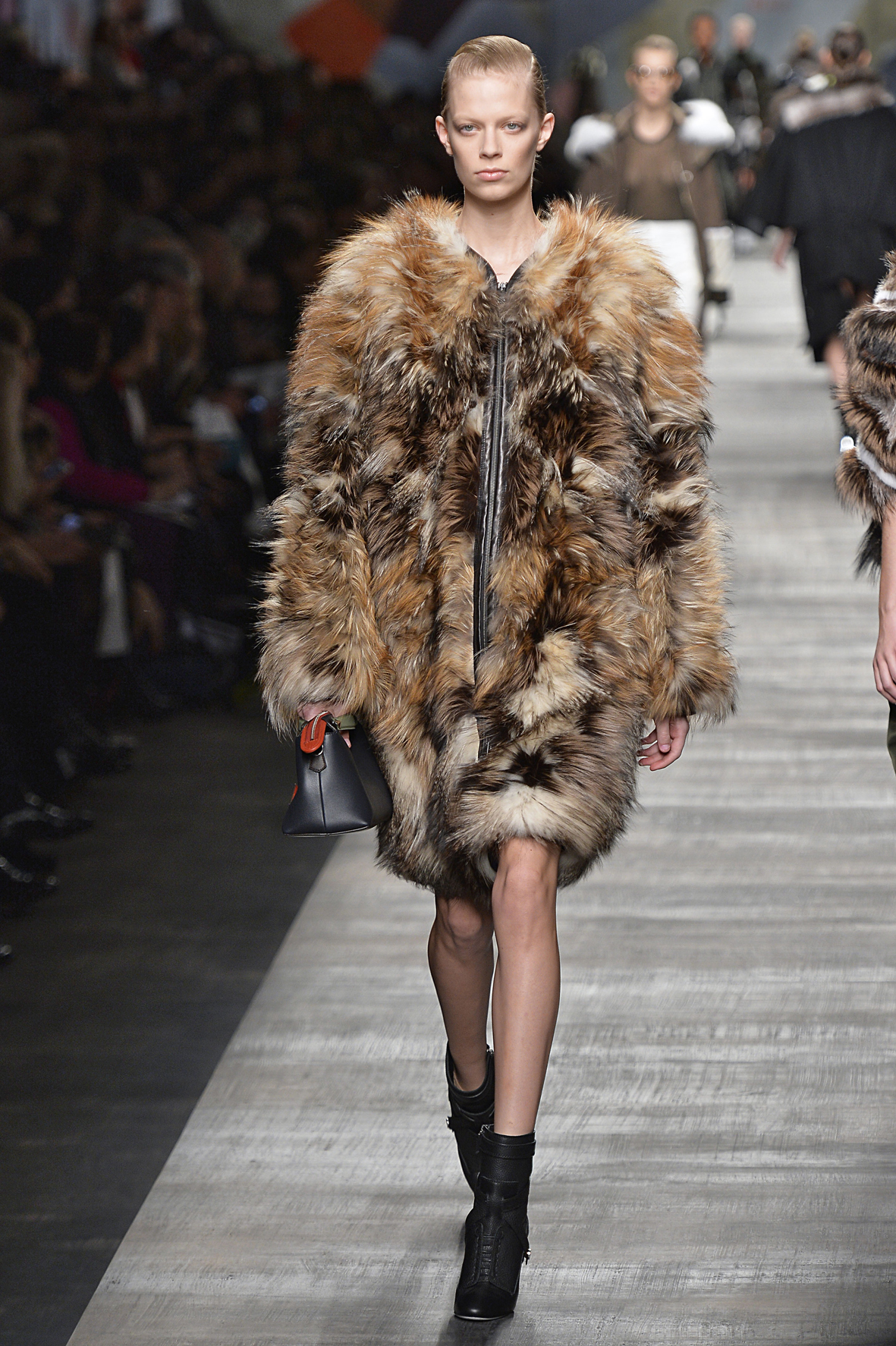 Fendi Fall 2014 - Winter 2015