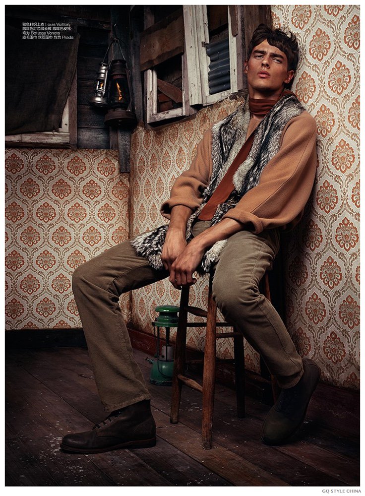 The Fur Scarf seen by GQ Style China