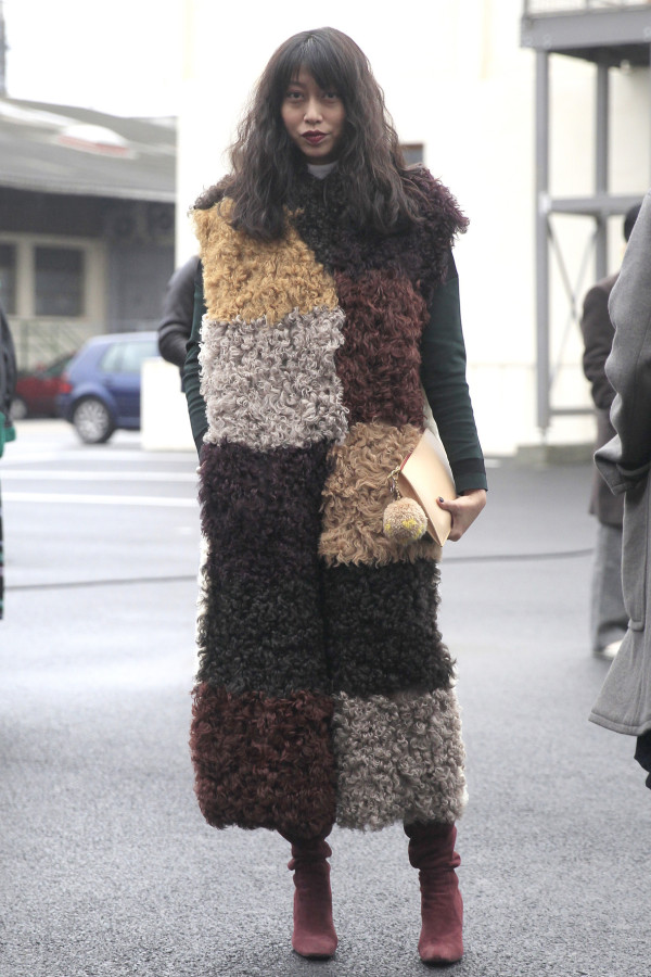 Street style - Paris RTW fall winter 2016 - March 2016