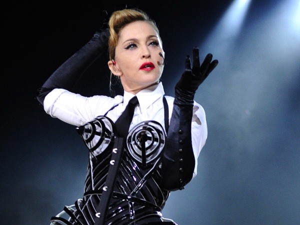 madonna-corset-600x450