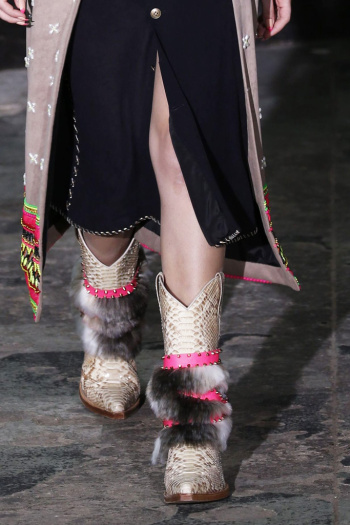 Manish Arora Fall 2016