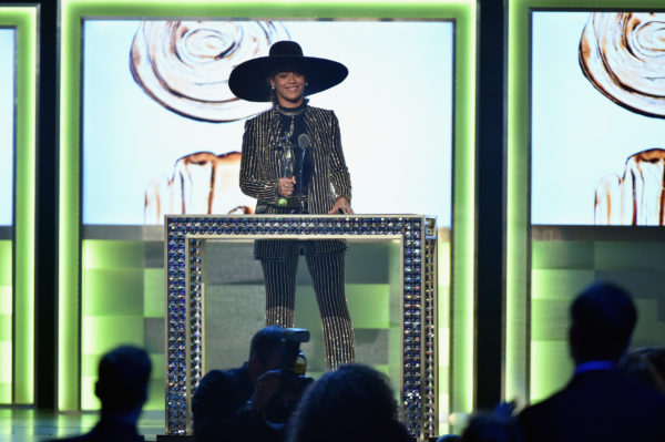 Beyonce accepts The CDFA Fashion Icon Award onstage at the 2016 CFDA Fashion Awards