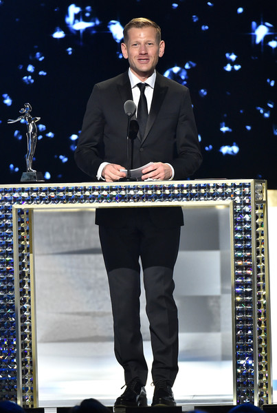 Designer Paul Andrew accepts The Swarovski Award For Accessory Design at the 2016 CFDA Fashion Awards