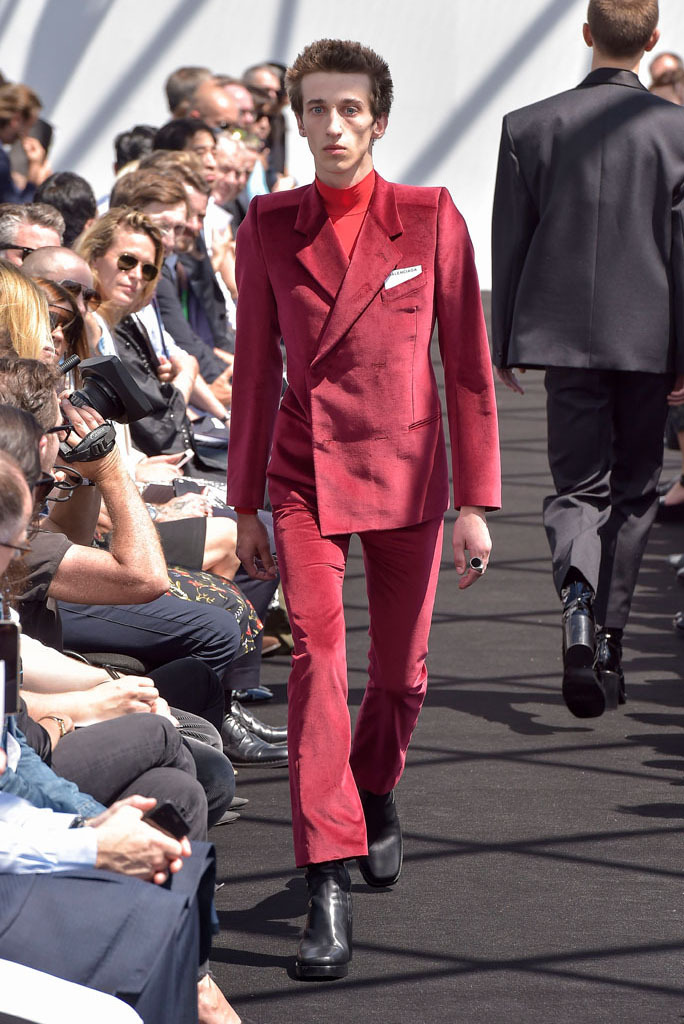 Balenciaga Menswear 2017 Spring