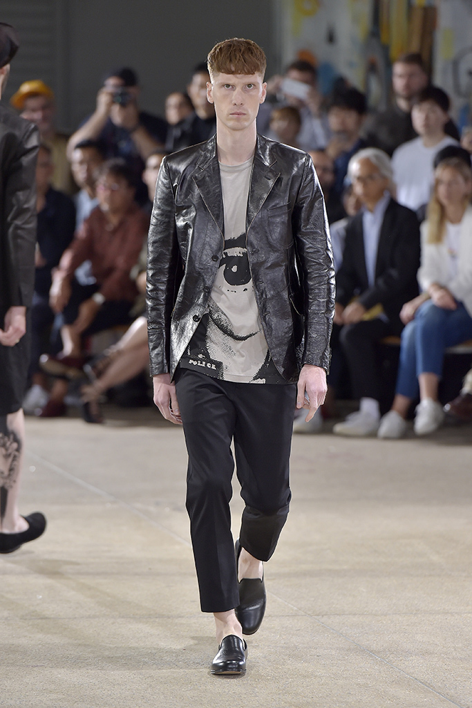 PARIS: Menswear 2017 Spring RTW Collection Reviews Part 5 Finale ...