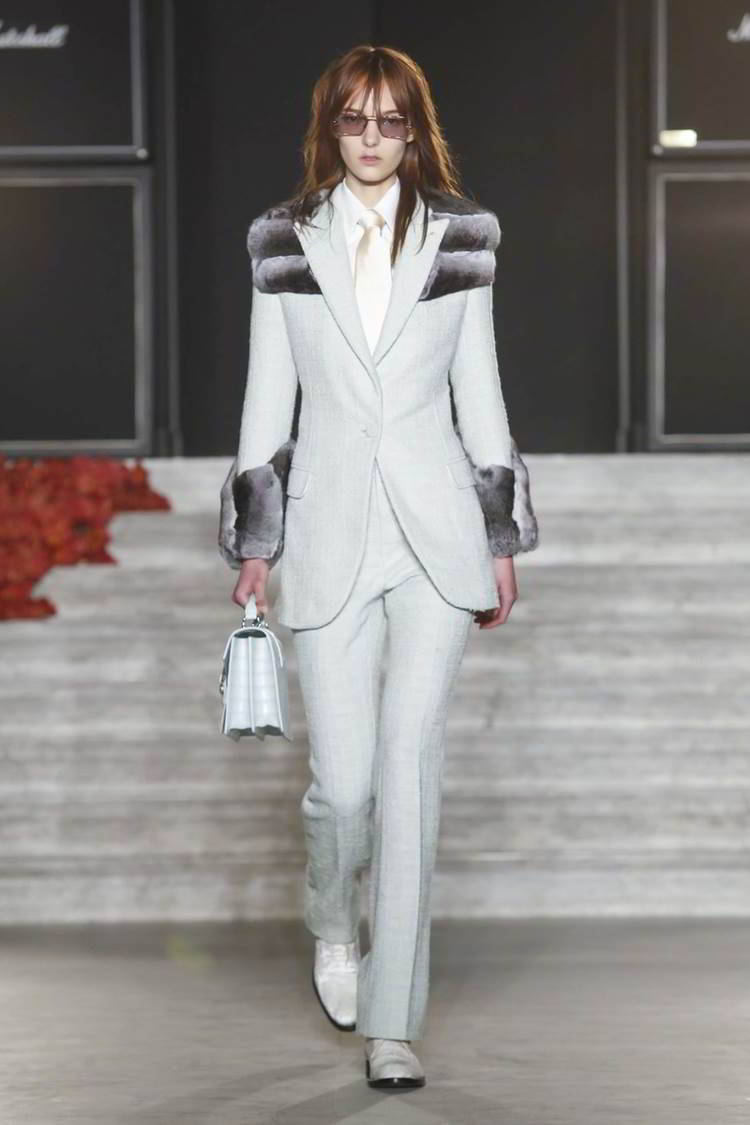 Brioni Fall Winter 2016 Couture Runway Show Justin Oshea Collection