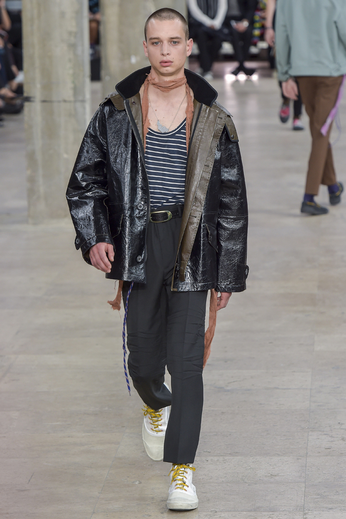 PARIS: Menswear 2017 Spring RTW Collection Reviews Part 5 Finale ...