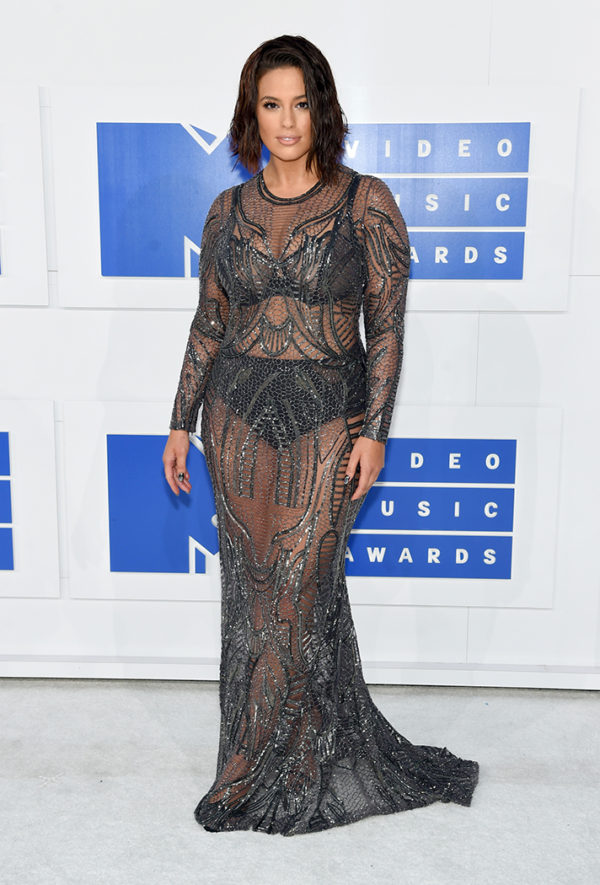 Ashley Graham in Naeem Khan exuded sheer confidence and sex appeal