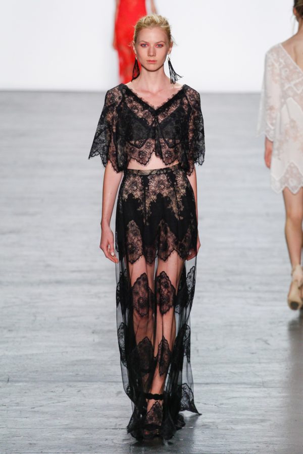 Tadashi Shoji