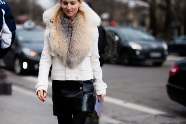 Fur collar on a coat