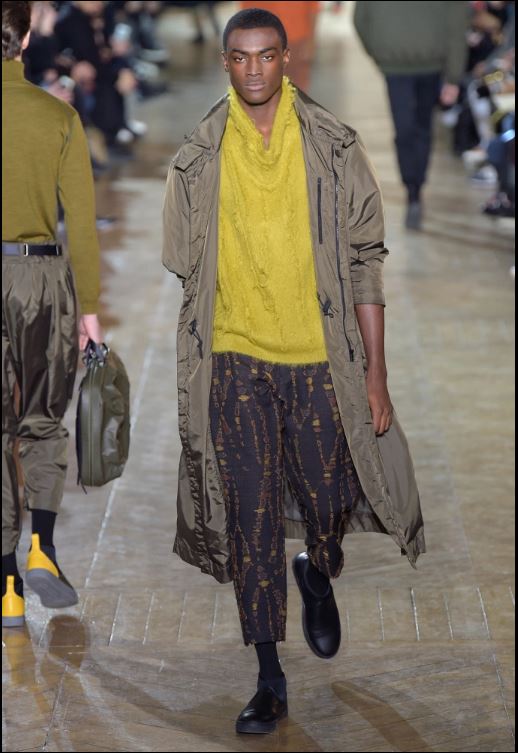 Issey Miyake Menswear Fall 2017 Collection