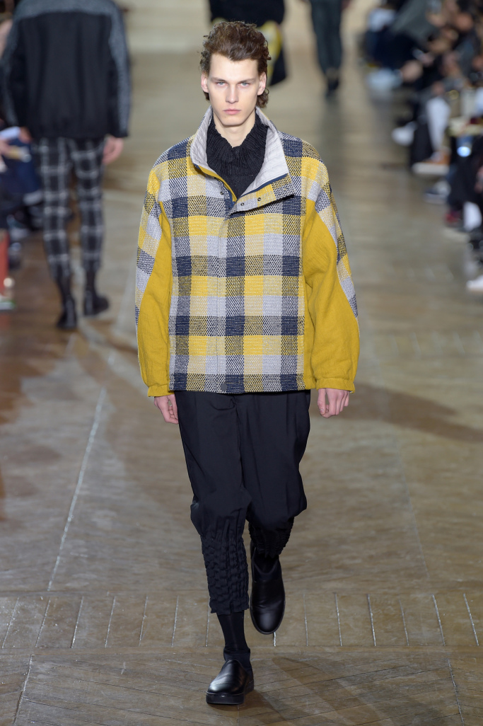 Issey Miyake Menswear Fall 2017 Collection