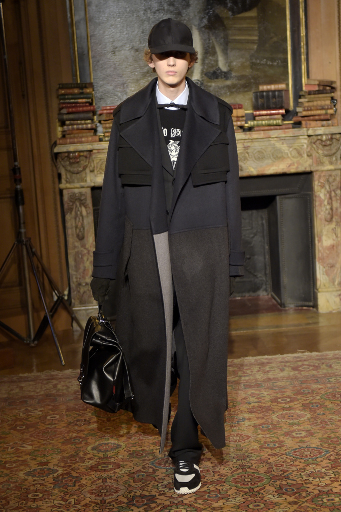 Valentino Menswear Fall 2017 Collection