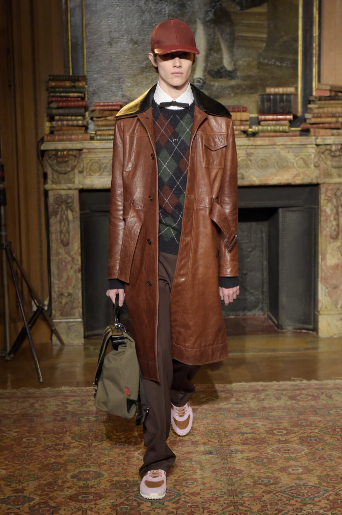 Valentino Menswear Fall 2017 Collection