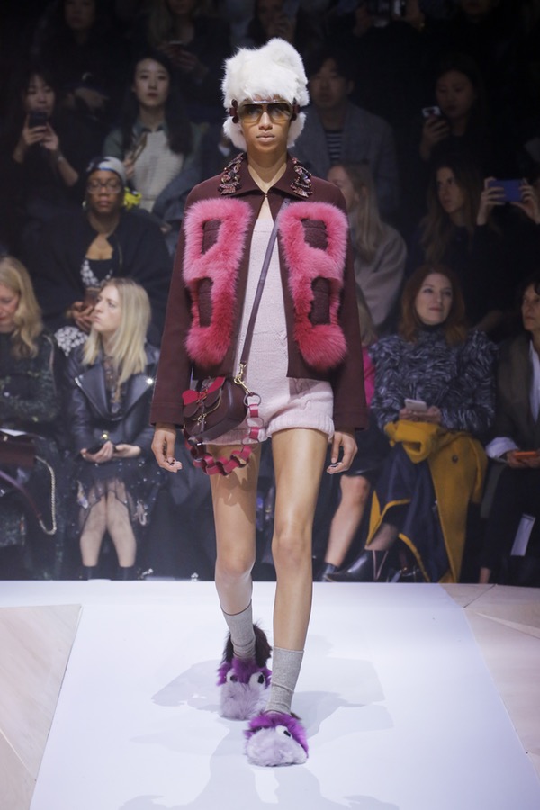 Anya Hindmarch London Fashion Week Fall 2017