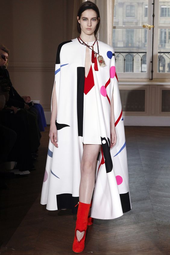 Schiaparelli Spring 2017 Couture Collection
