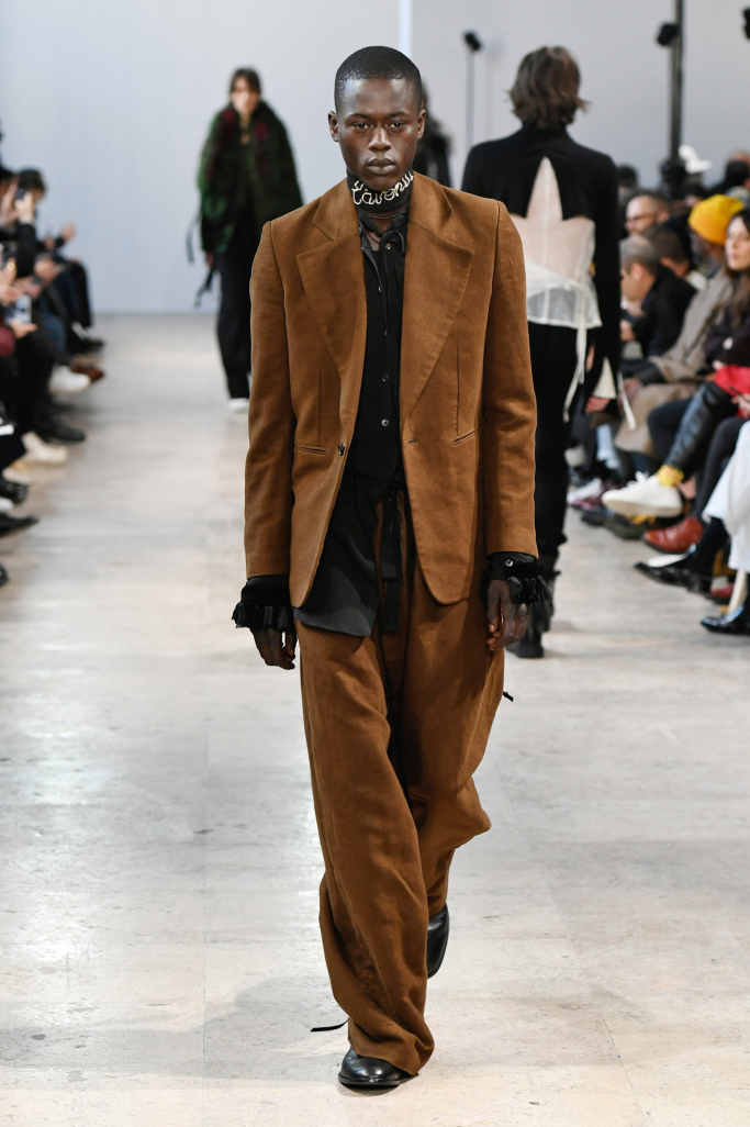 Ann Demeulemeester Menswear Fall 2017 Collections