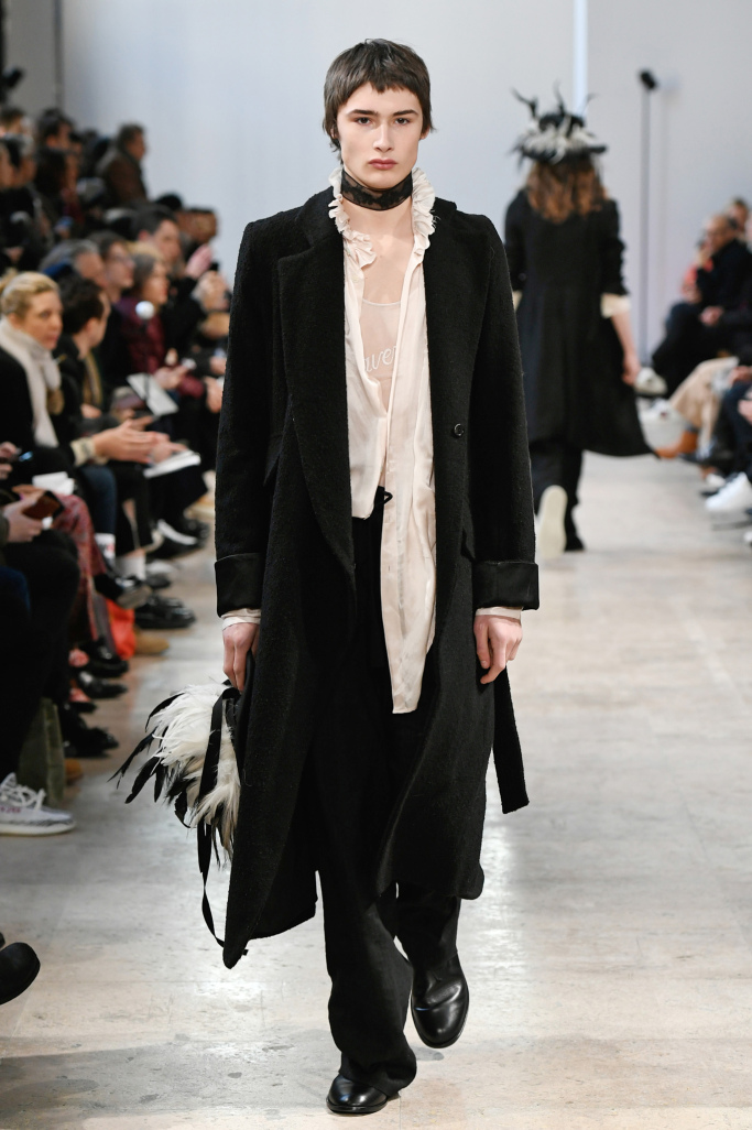Ann Demeulemeester Menswear Fall 2017 Collections