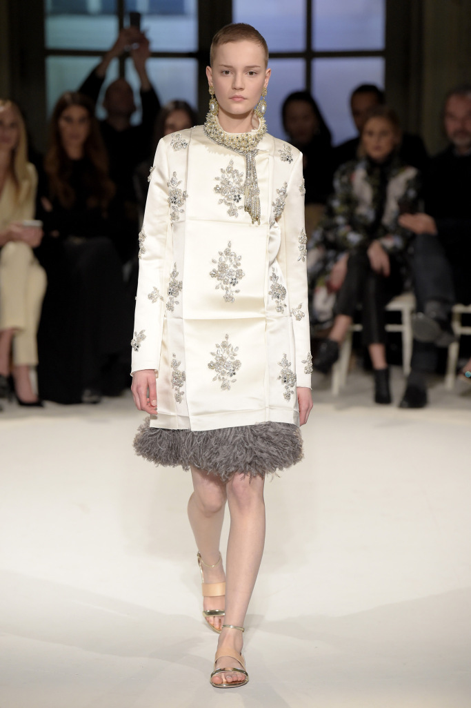 Giambattista Valli Spring 2017 Couture Collection
