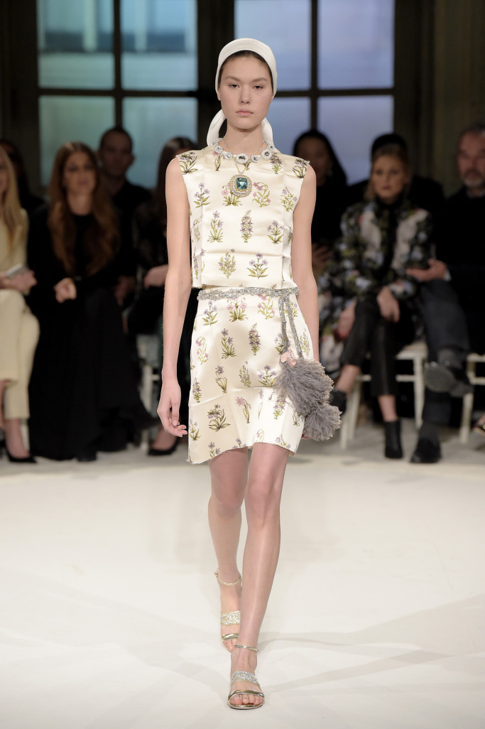 Giambattista Valli Spring 2017 Couture Collection