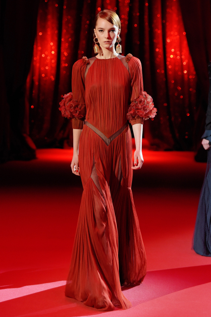 Ulyana Sergeenko Spring 2017 Couture Collection