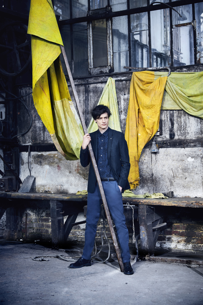 Emanuel Ungaro Menswear Fall 2017 Collections