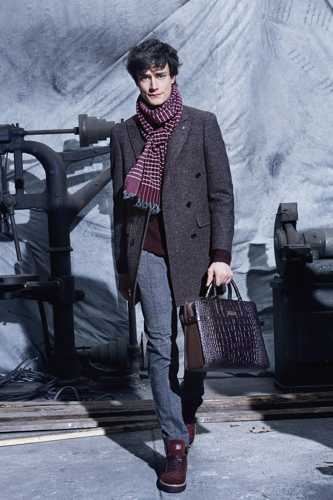 Emanuel Ungaro Menswear Fall 2017 Collections