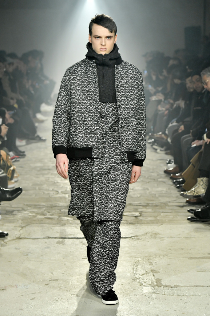 White Mountaineering Menswear Fall 2017 Collections