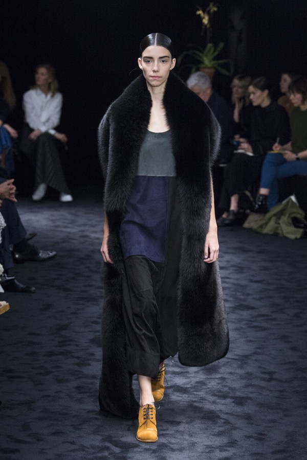 Loewe PARIS Fashion Week Fall 2017