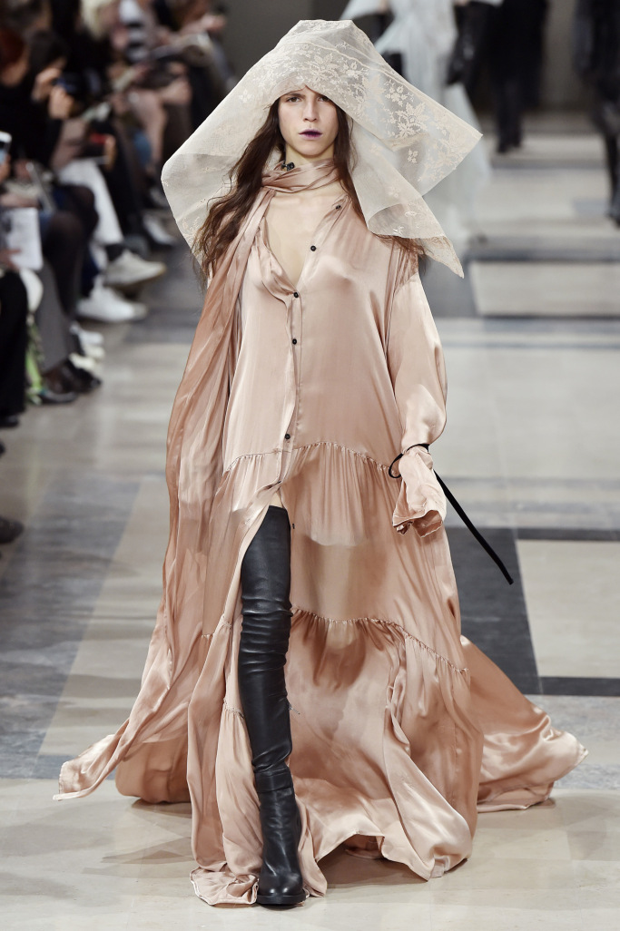 Ann Demeulemeester PARIS Fashion Week Fall 2017
