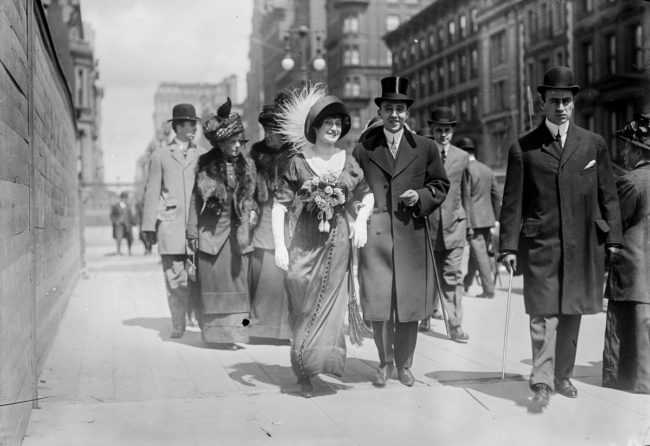 Vintage Photographs of the New York City Easter Parade Between 1898 and 1933 | Viewing NYC