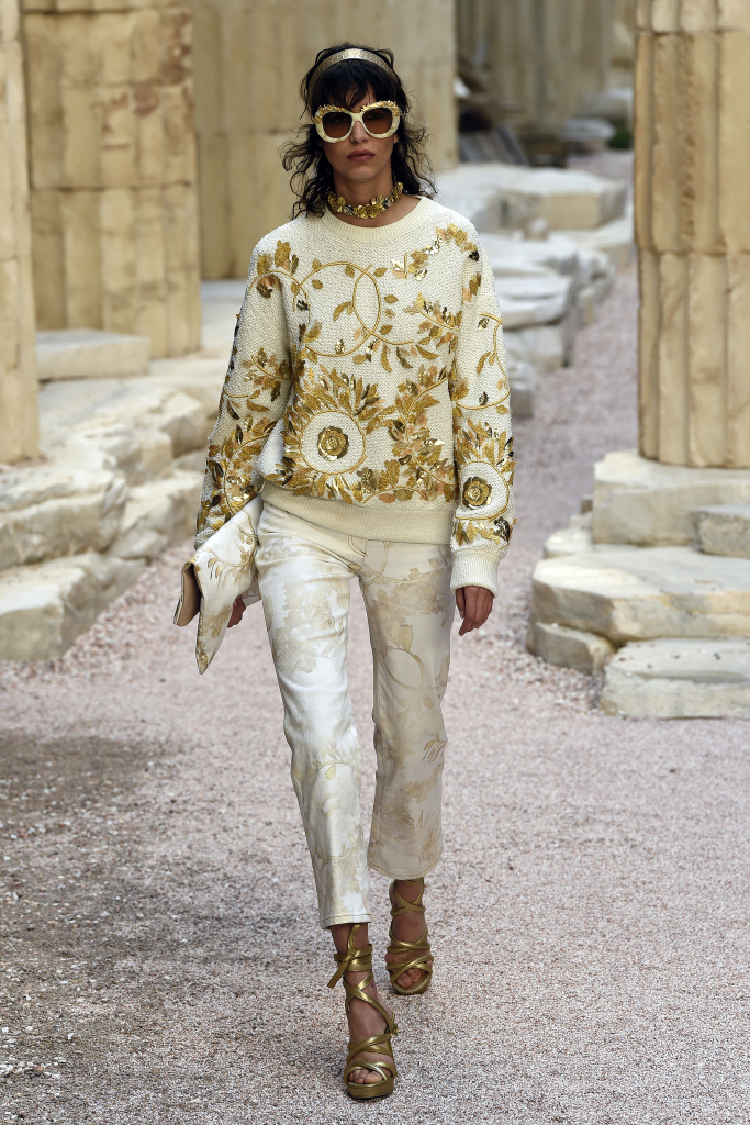 Luxury fashionChanel Resort 2018