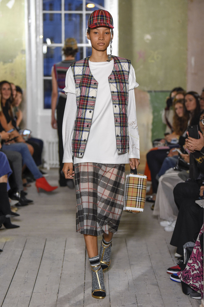 Burberry RTW London Spring Summer 2018