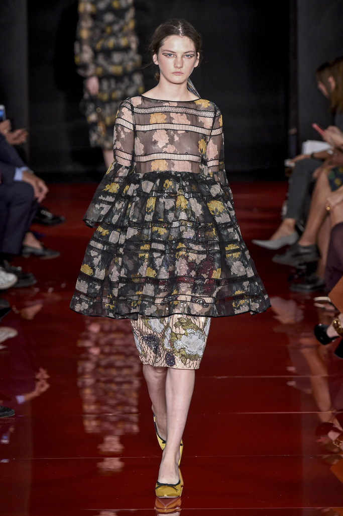 Rochas RTW Paris Spring Summer 2018