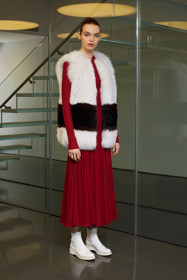 Derek Lam Fall 2017 - URBAN DOWNTOWN CHIC arctic weather dressing