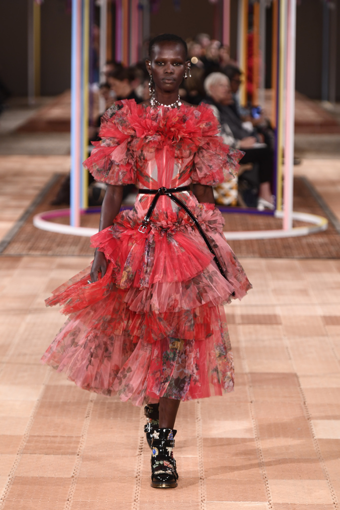 Alexander McQueen RTW Paris Spring Summer 2018