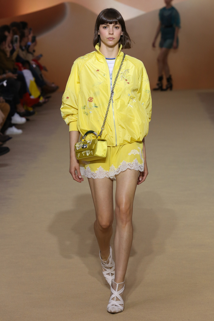 Schiatzy Chen RTW Pars Spring Summer 2018