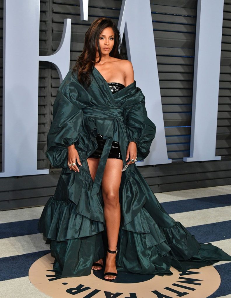 Stunning and stunting... Ciara in Alexandre Vauthier Couture at 2018 Oscars