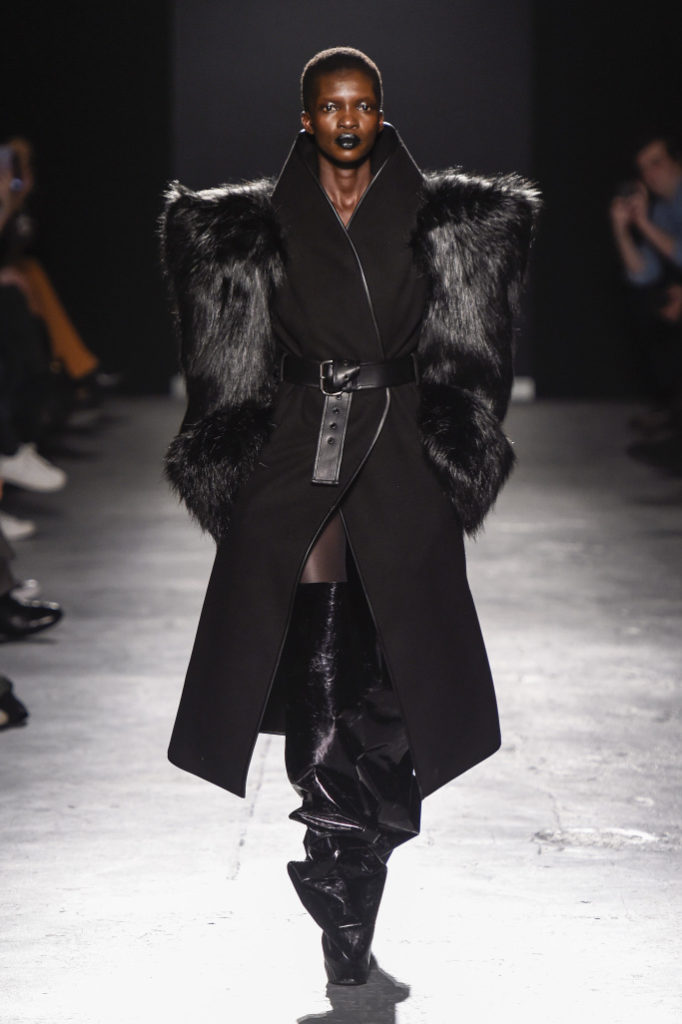 Gareth Pugh RTW Fall 2018 London Fashion Week