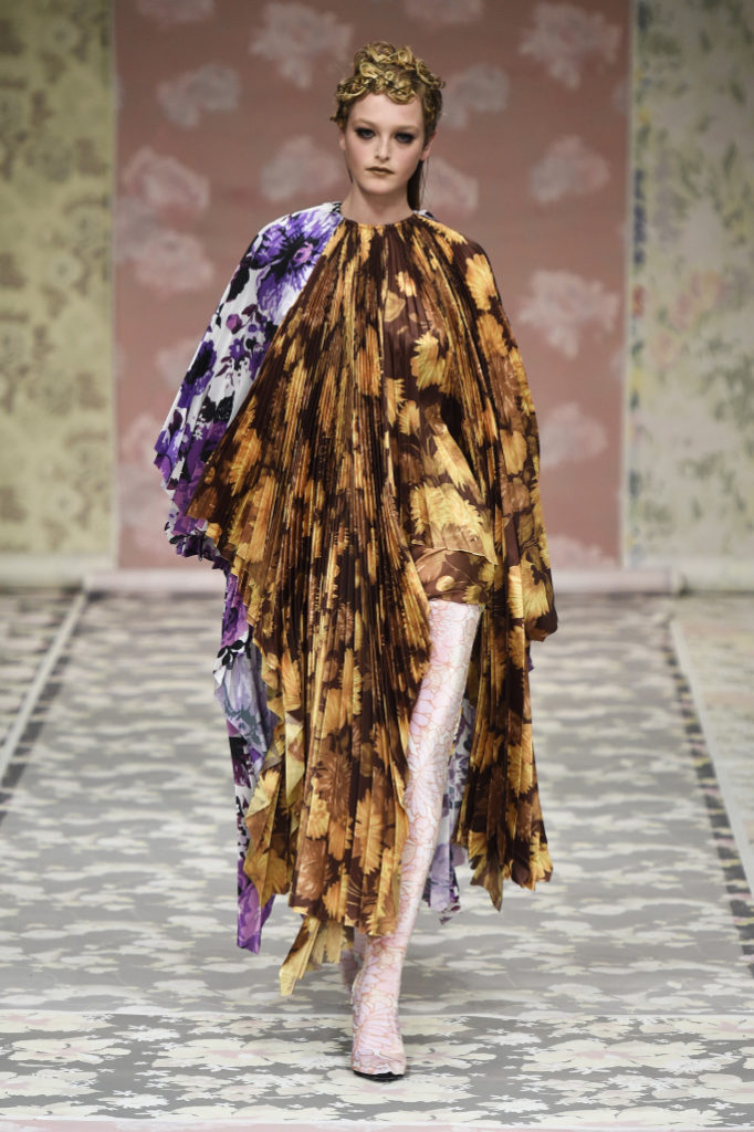 Richard Quinn RTW Fall 2018 London Fashion Week