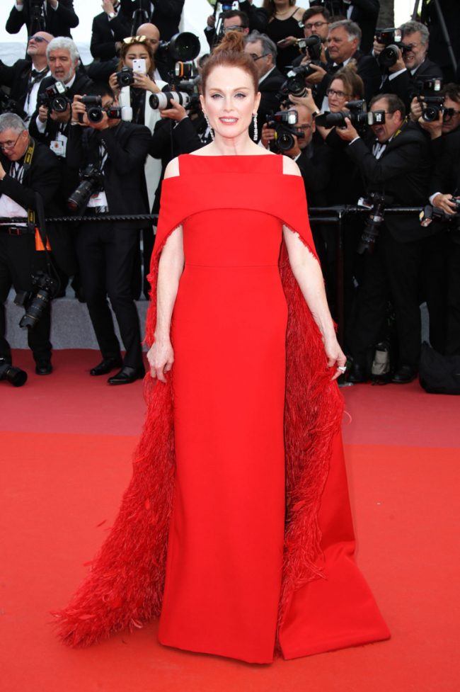Julianne Moore in Givenchy Haute Couture